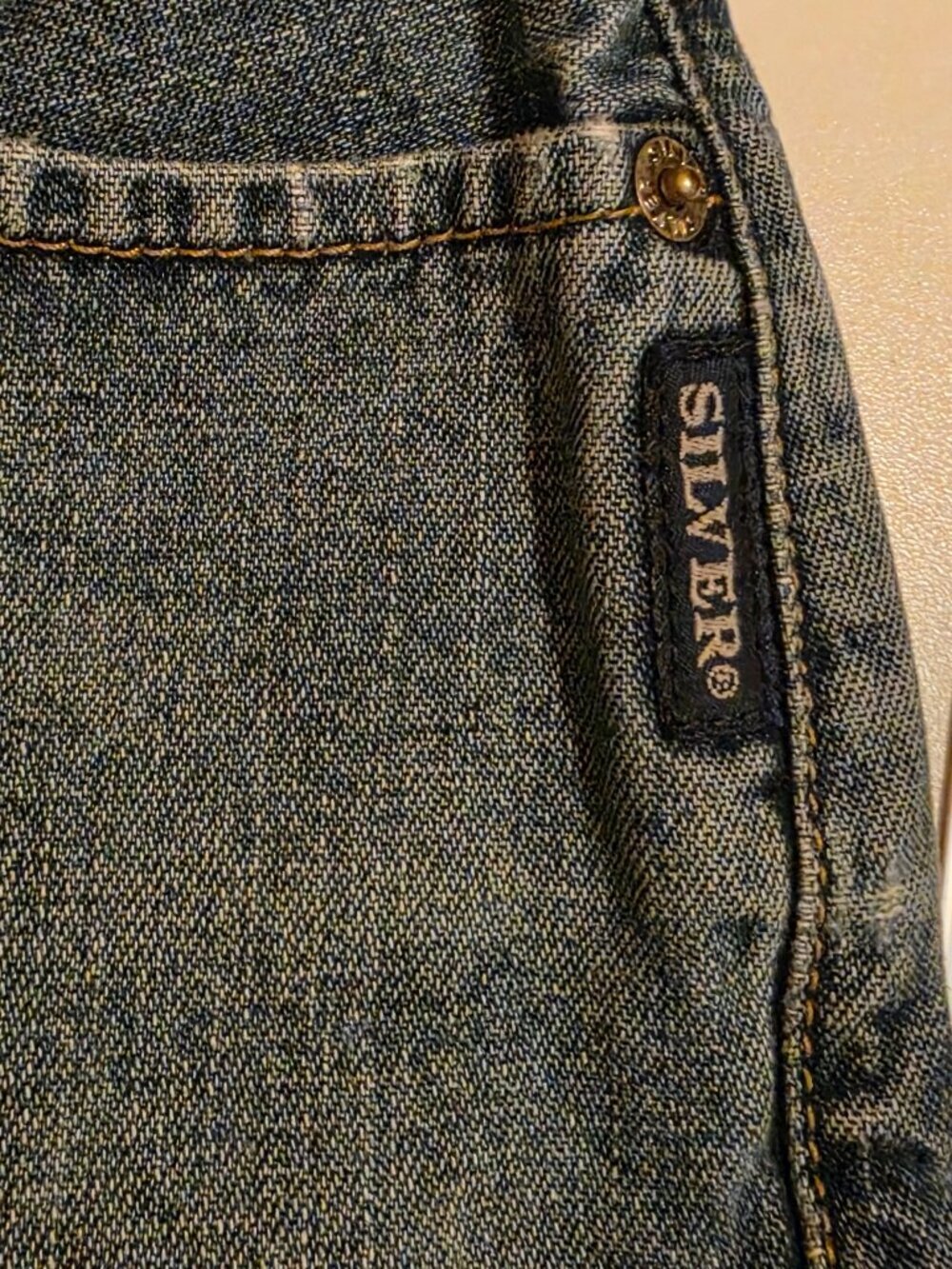 Silver Jeans Co Women's Micro Low-Rise Y2K Retro Jean Shorts Sz 32 - Picture 10 of 11